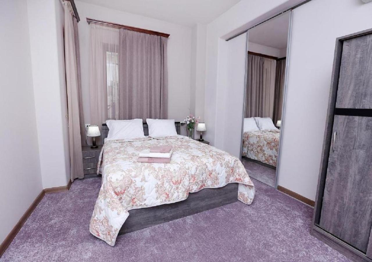 Yard Guesthouse Erivan Exterior foto